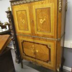 696 1683 BAR CABINET